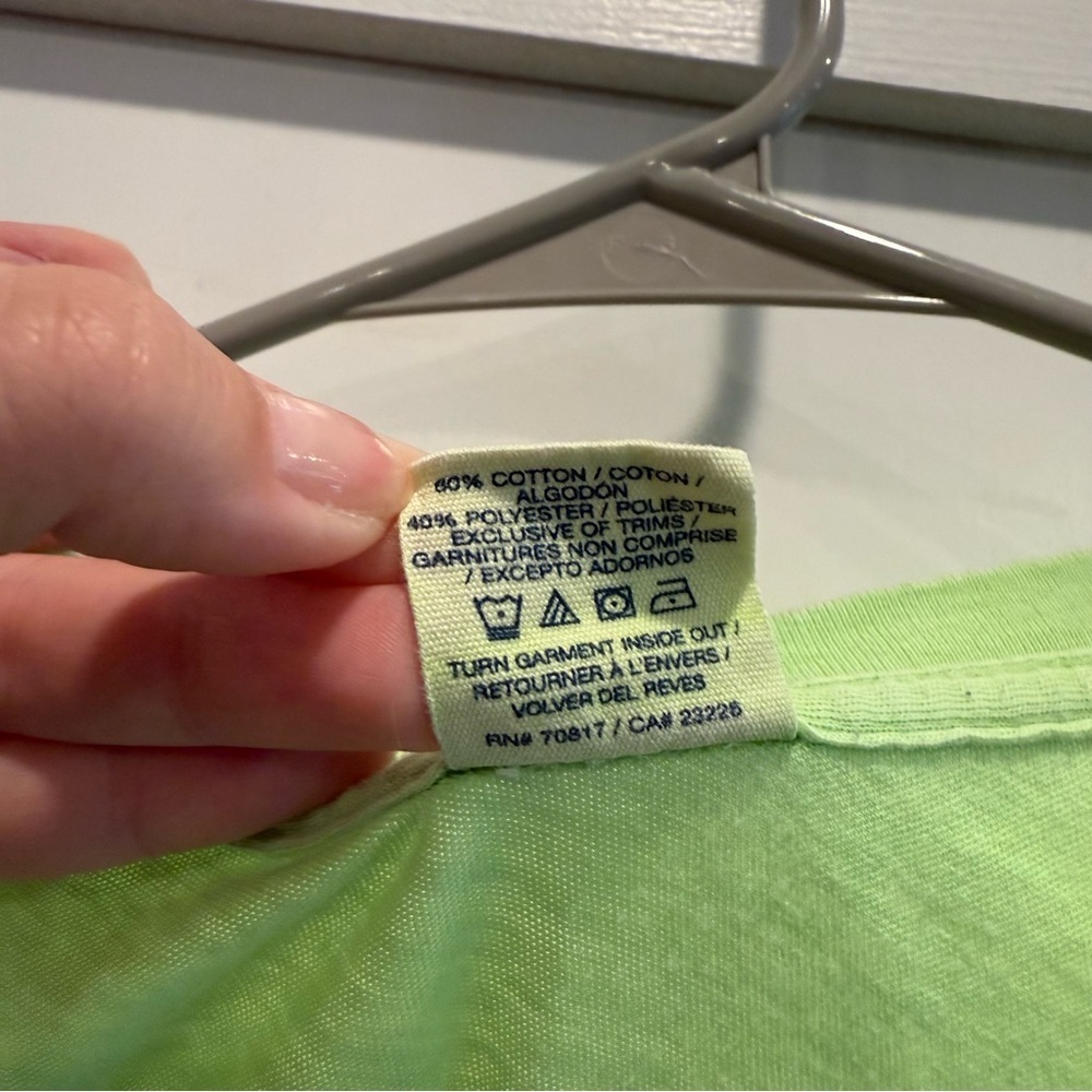 Victoria's Secret PINK Light Green Tee - Picture 4 of 6